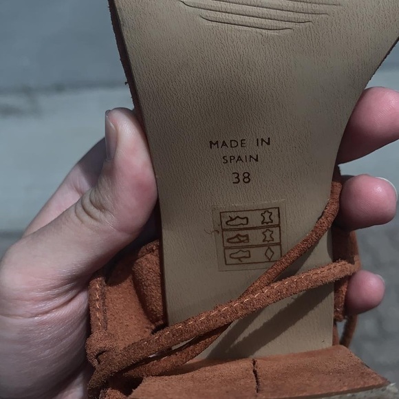 EMM SHU camel low heel strap sandals - Picture 3 of 3